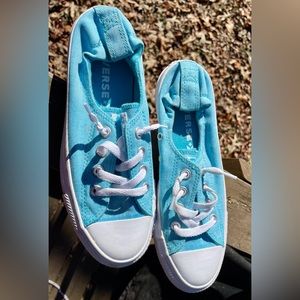 Converse All Star Shoreline Gnarly Blue Canvas Slip-On Sneaker Women Sz 7.5